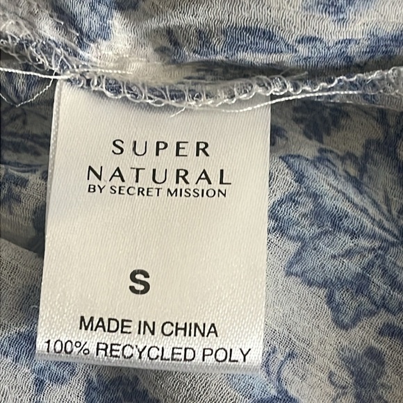 Super Natural/Secret Mission Greenport floral smocked mini dress Women’s size S - Picture 8 of 9